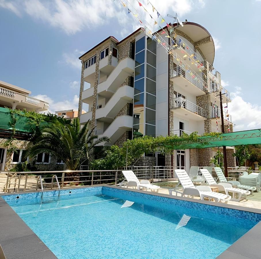 Hotel Victoria באר מראה חיצוני תמונה